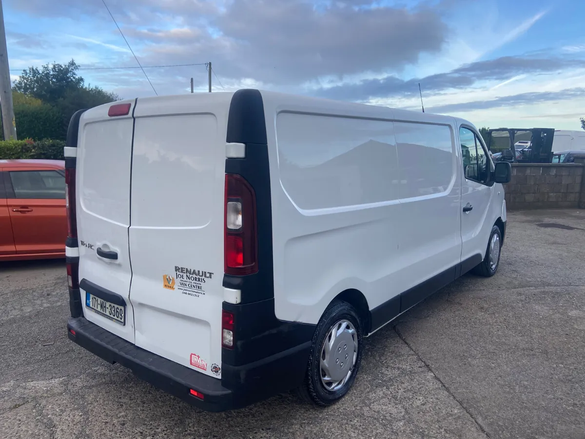 Renault Trafic 2017 new doe - Image 3