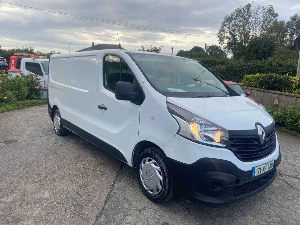 Renault Trafic 2017 new doe - Image 1