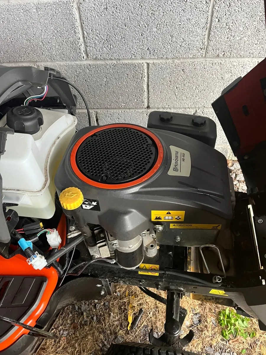 Ride on lawnmower Husqvarna - Image 3
