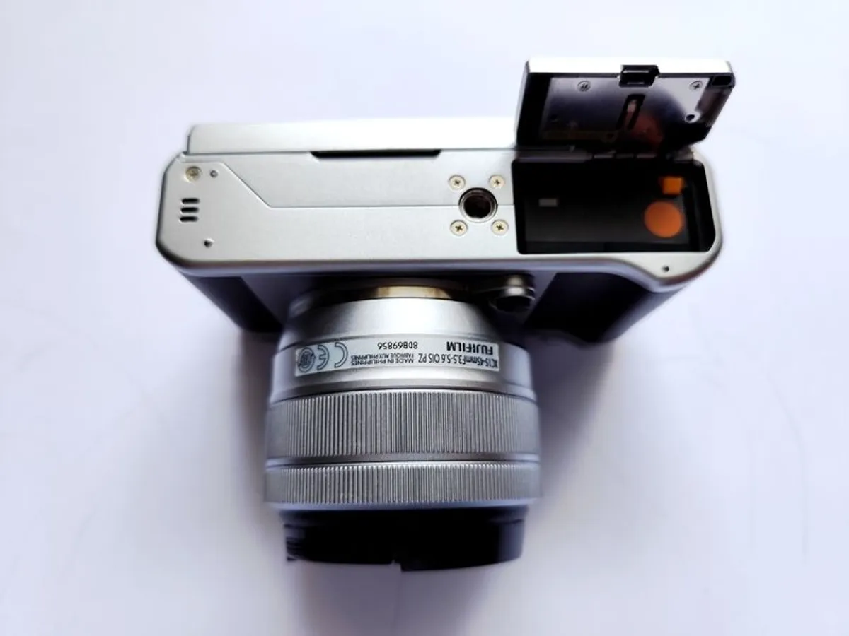 Fujifilm X A5 Mirrorless Camera,15 45mm Lens, Excellent Condition - Image 4