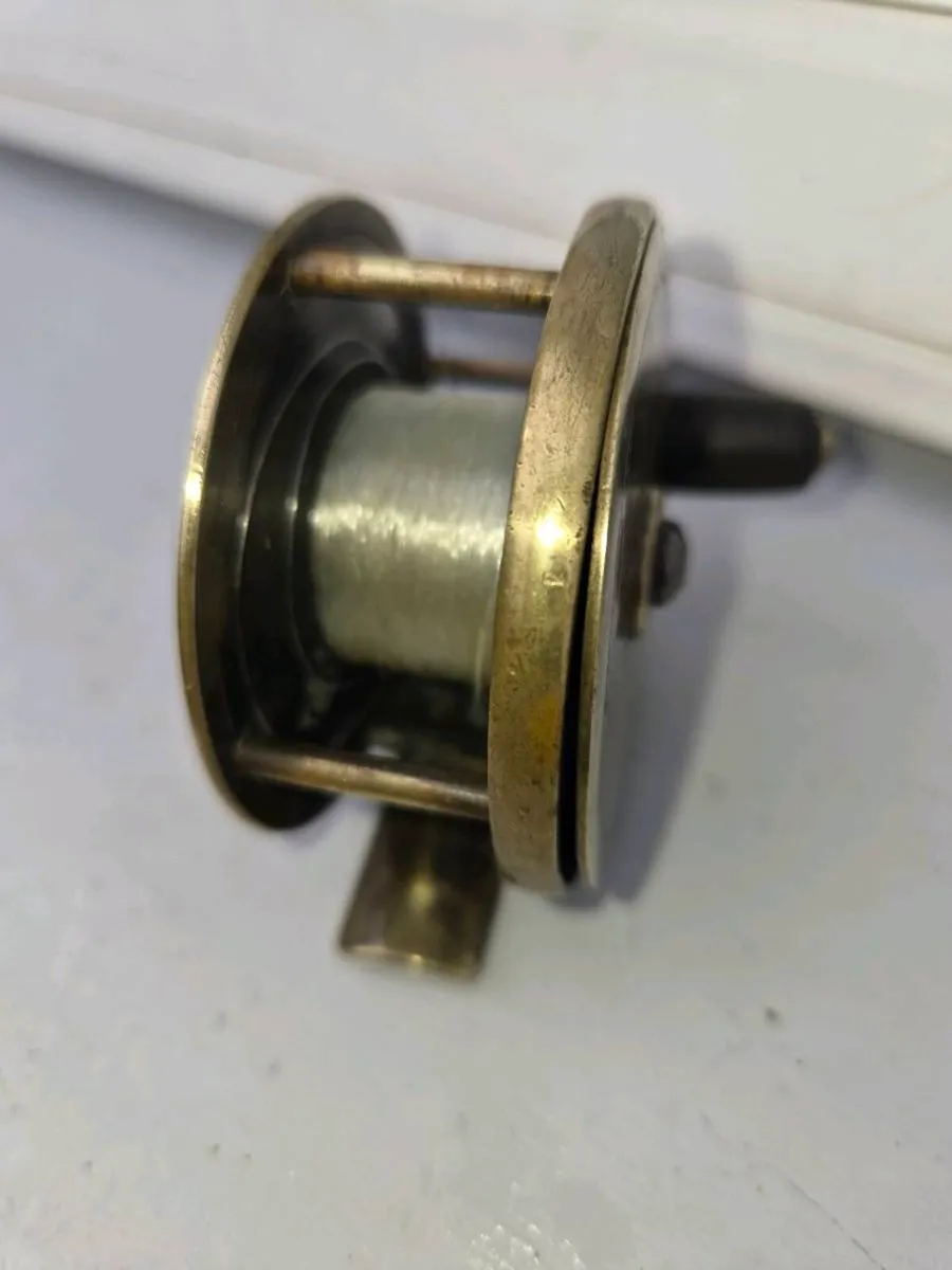 Old brass  fishing  real - Image 3