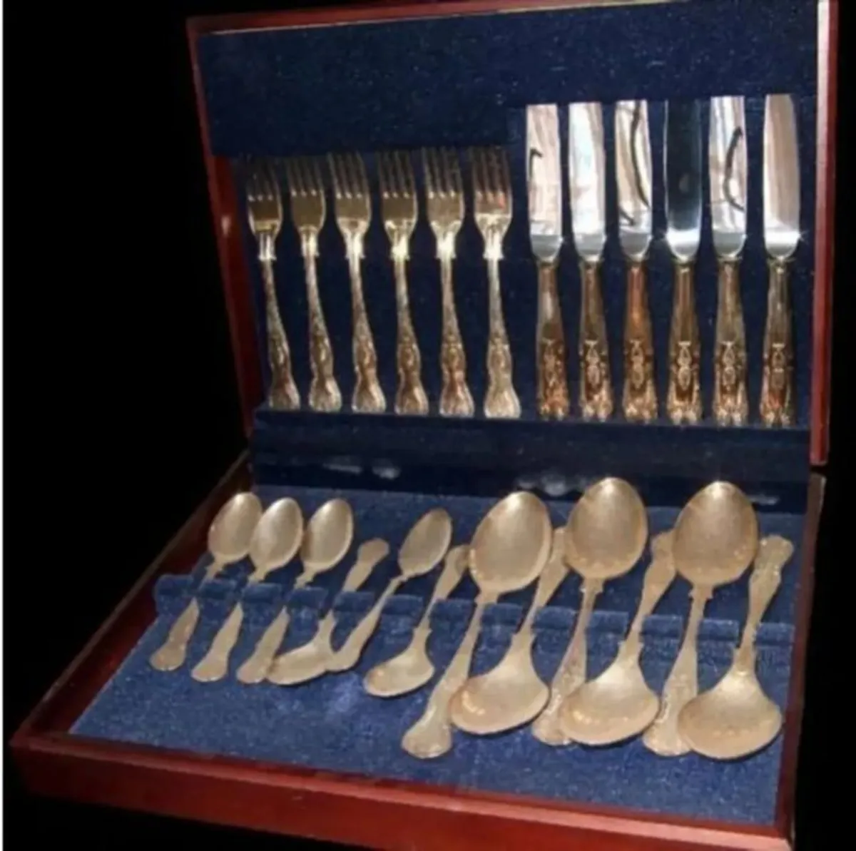 Unused Newbridge Silverware 24-Piece Cutlery Set - Image 3