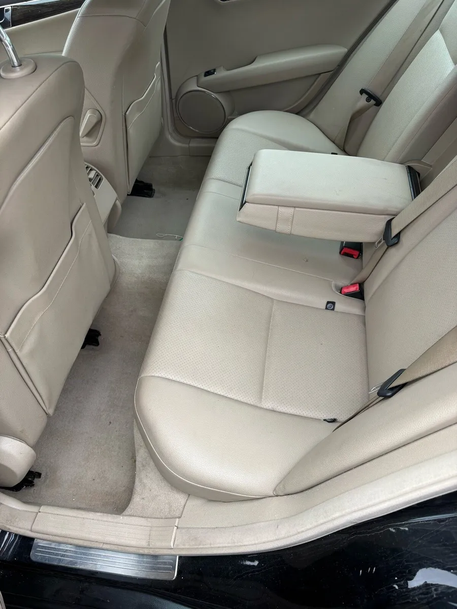 Mercedes C200 CDI 2010 - Image 3