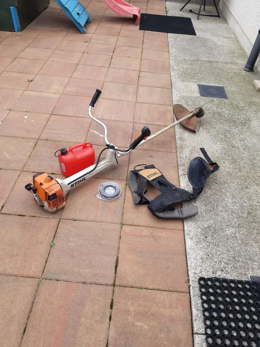 Weed eater - Image 1