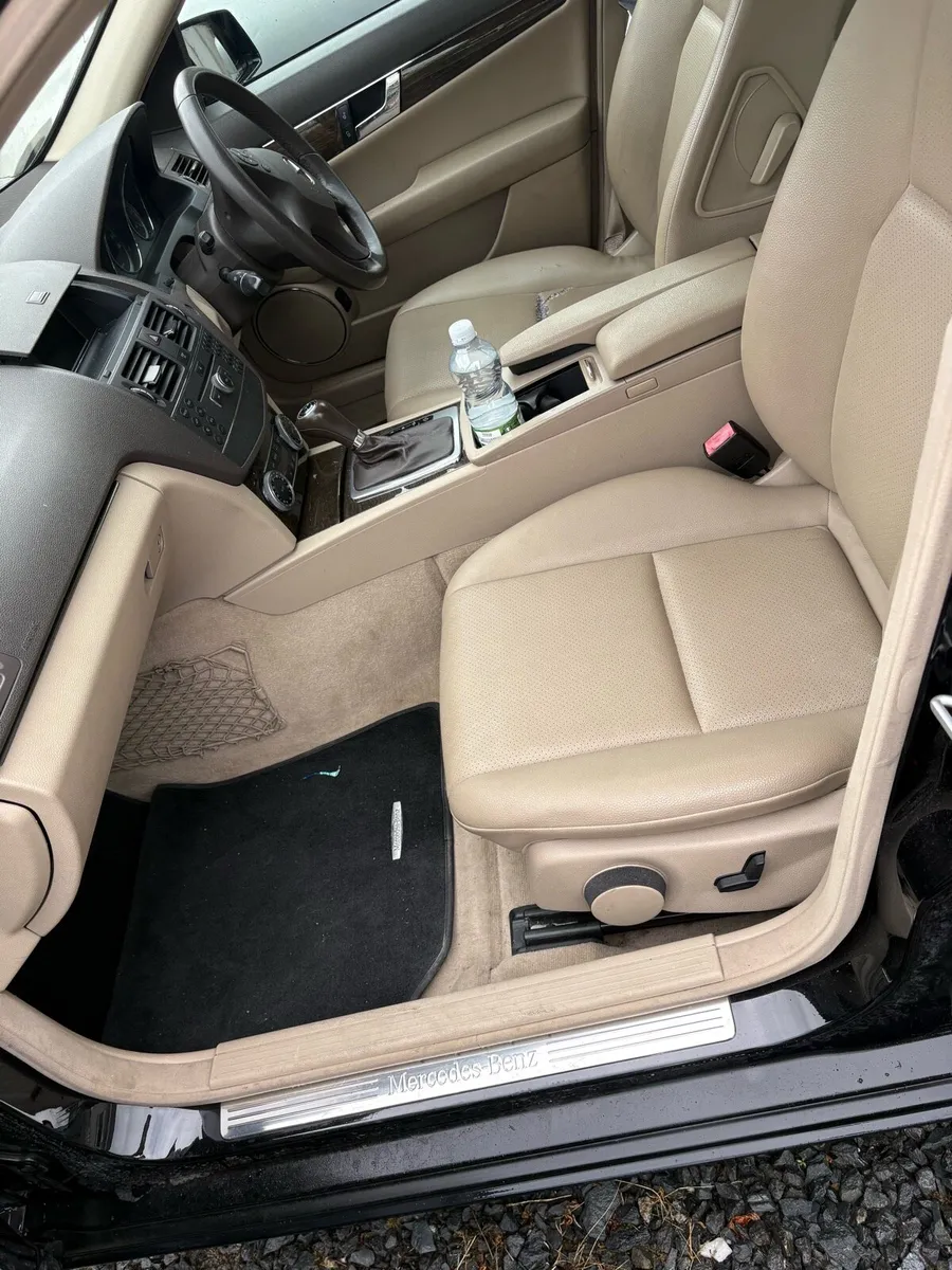 Mercedes C200 CDI 2010 - Image 4