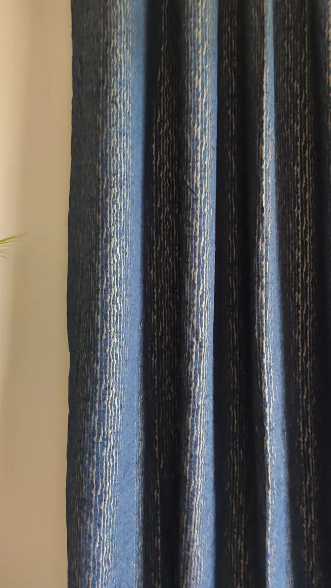 Curtains - Image 4