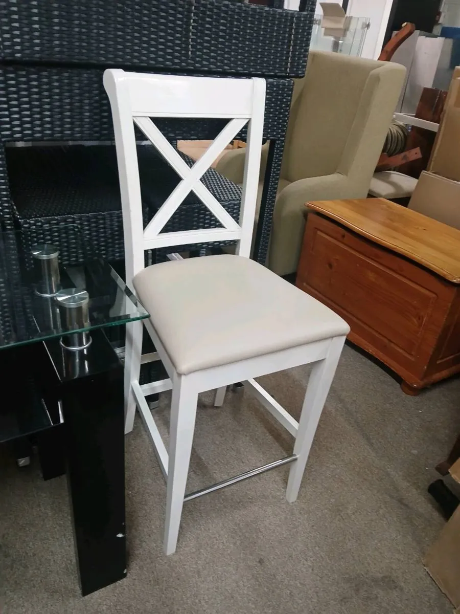 3 x high stools €55 each - Image 1