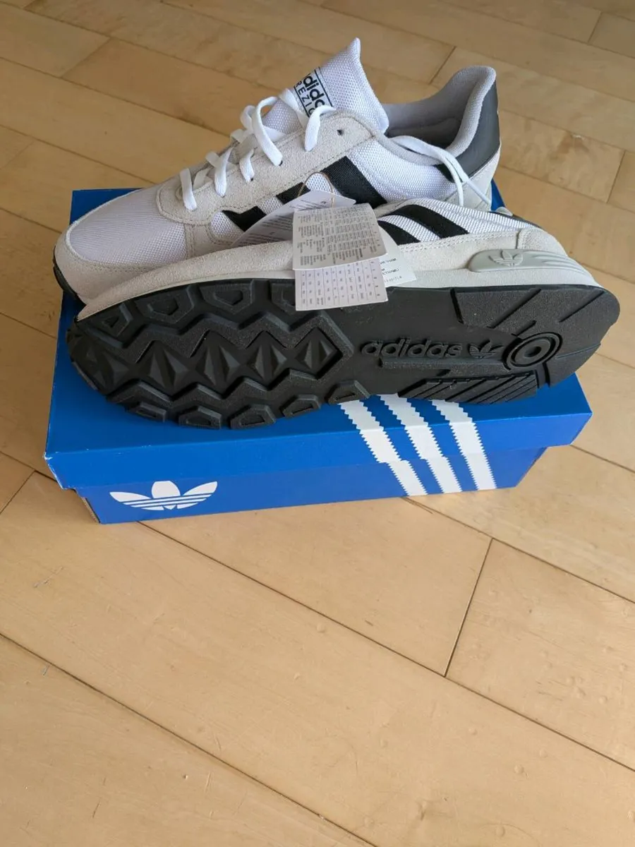 Brand New Mens Adidas Treziod 2 Trainers – Size UK - Image 3