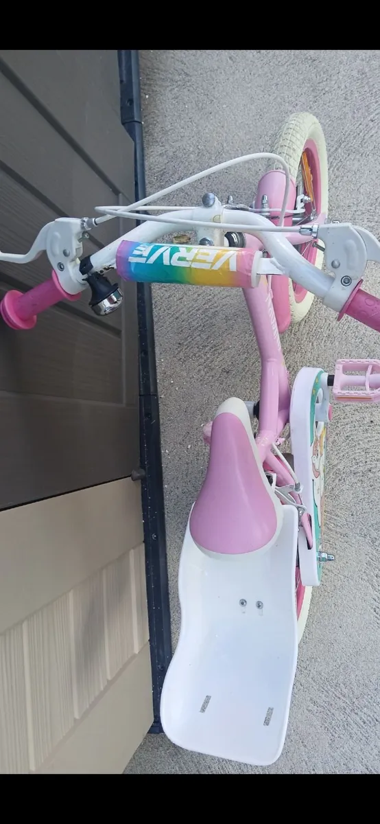 Kids bike - Image 2