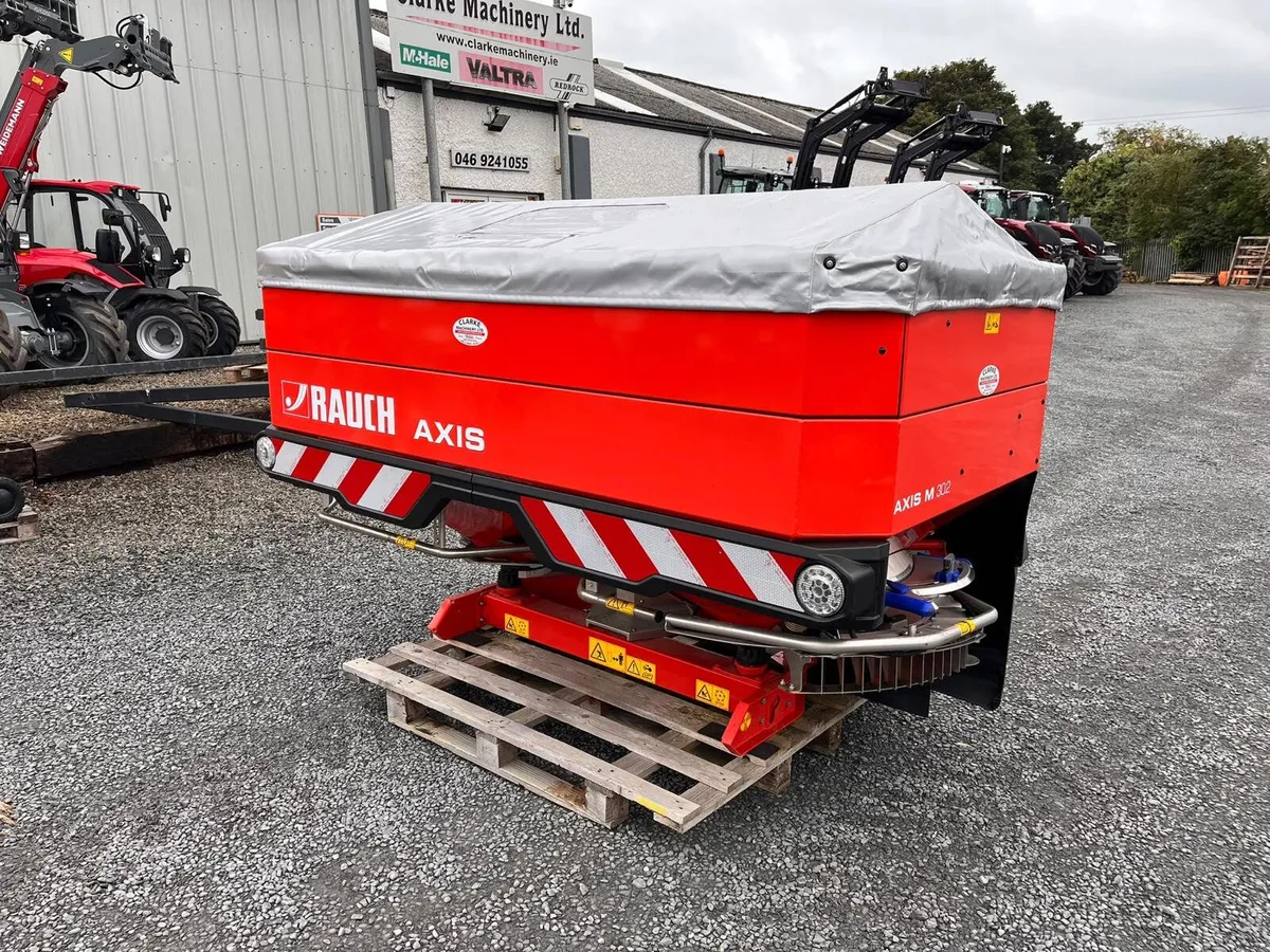 New Rauch 2.2 Ton Fertiliser Spreader - Image 2