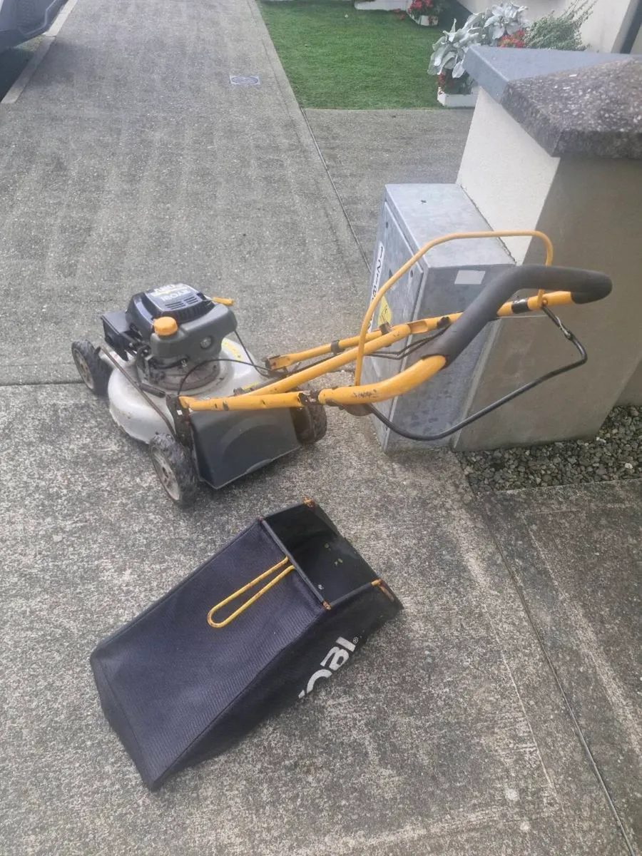 Lawnmower for sale - Image 2