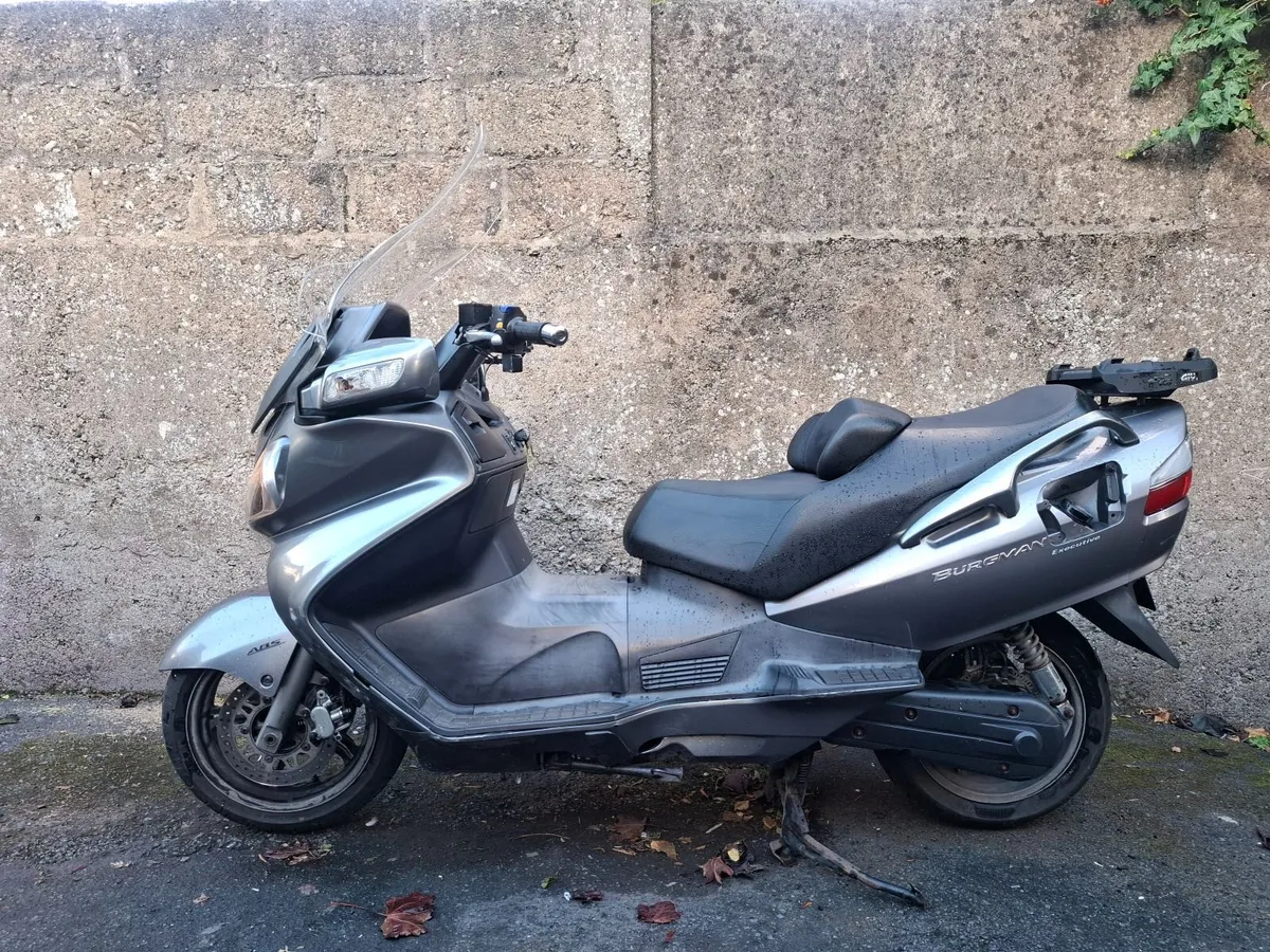 Suzuki Burgman Executive 650 - Image 3