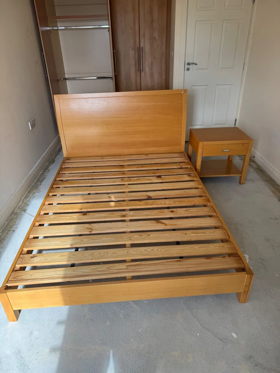 Bedroom furniture - Image 3