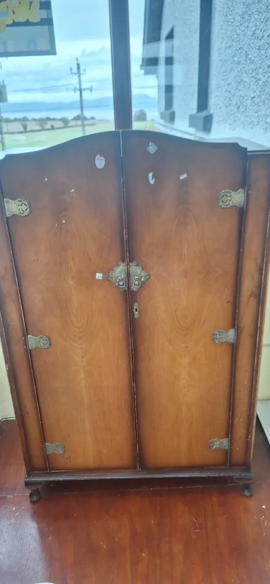 Vintage wardrope - Image 3