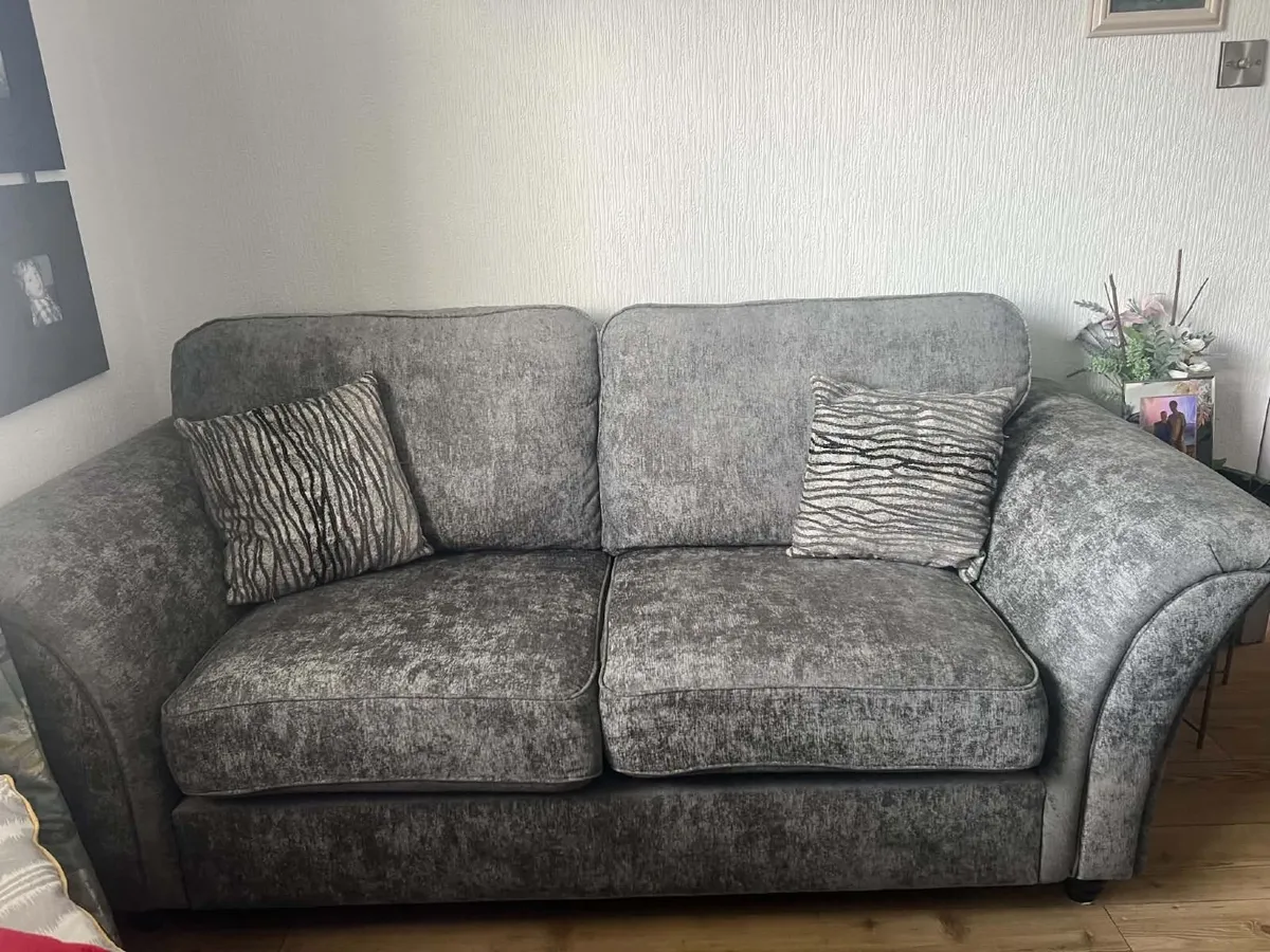 3 seater & 2 seater sofa - Image 3