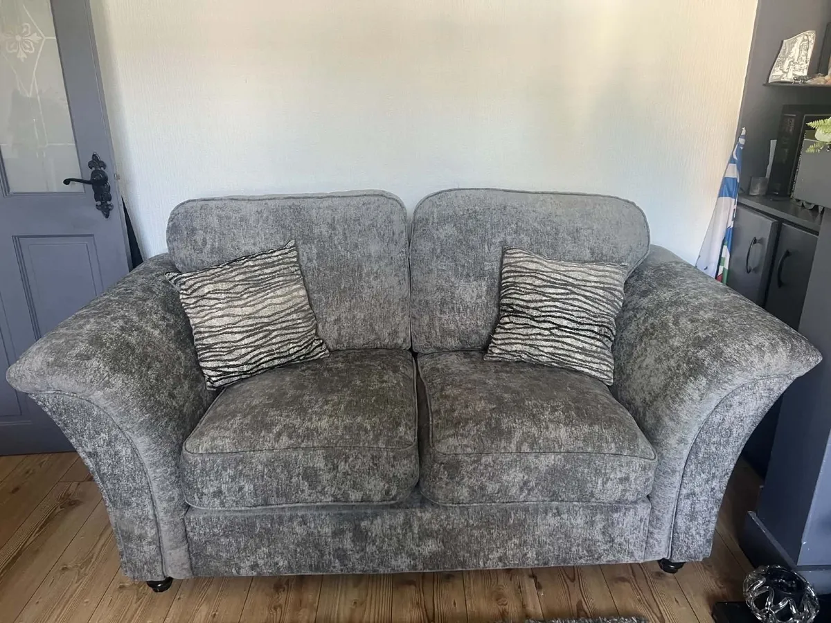 3 seater & 2 seater sofa - Image 4