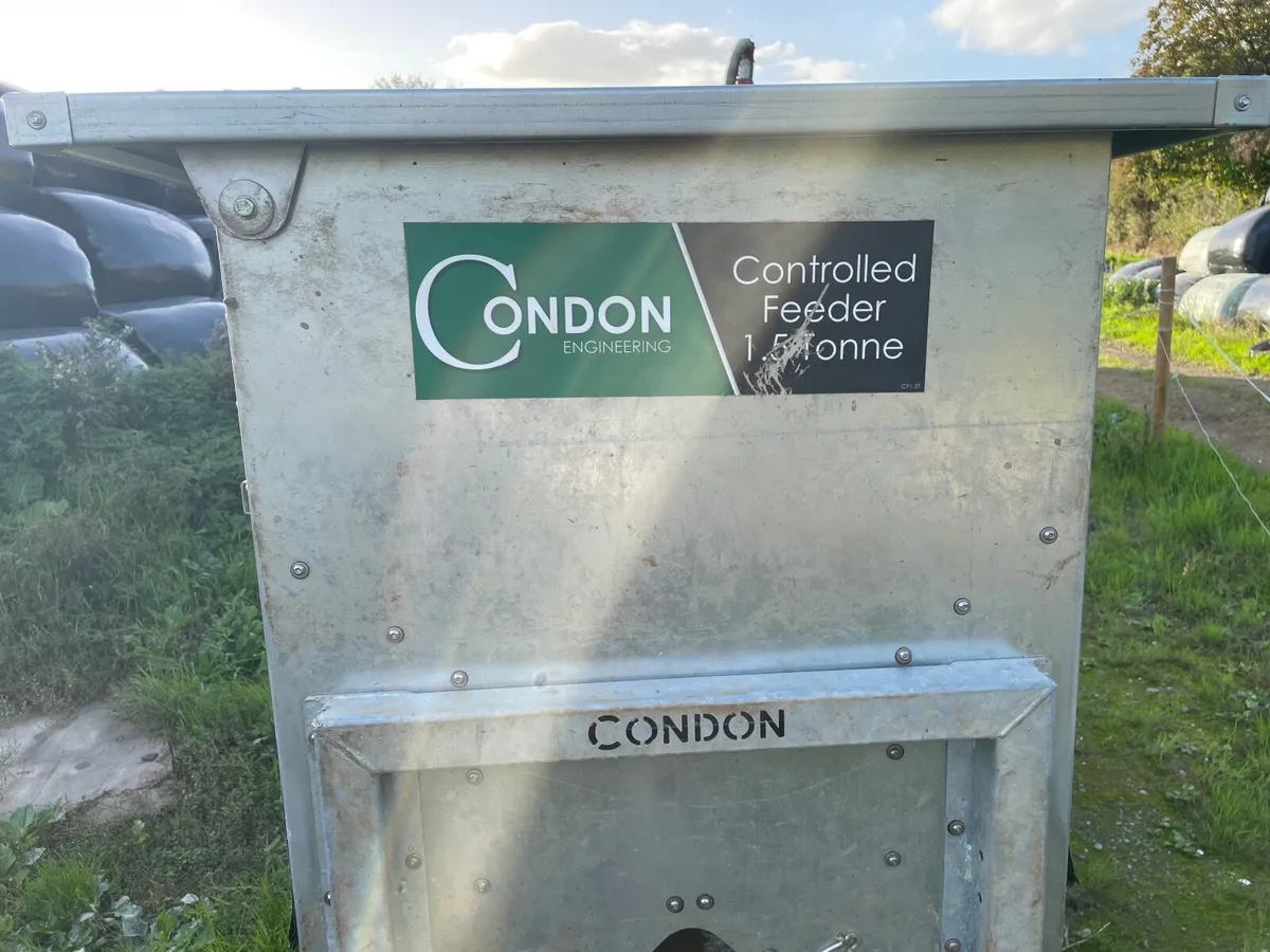 Condon feeder - Image 1