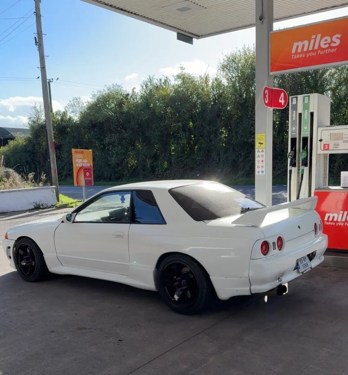 R32 Nissan Skyline - Image 4