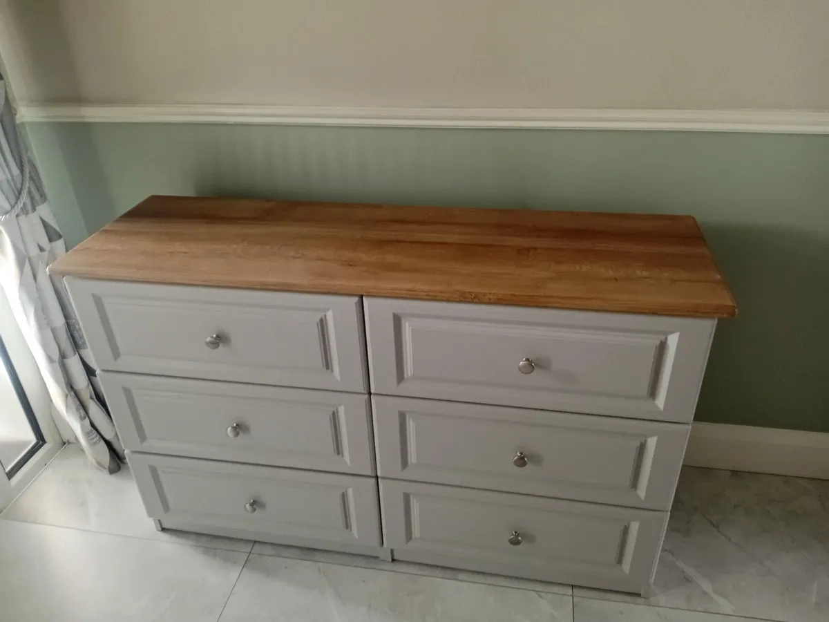 Chest drawers - Image 1