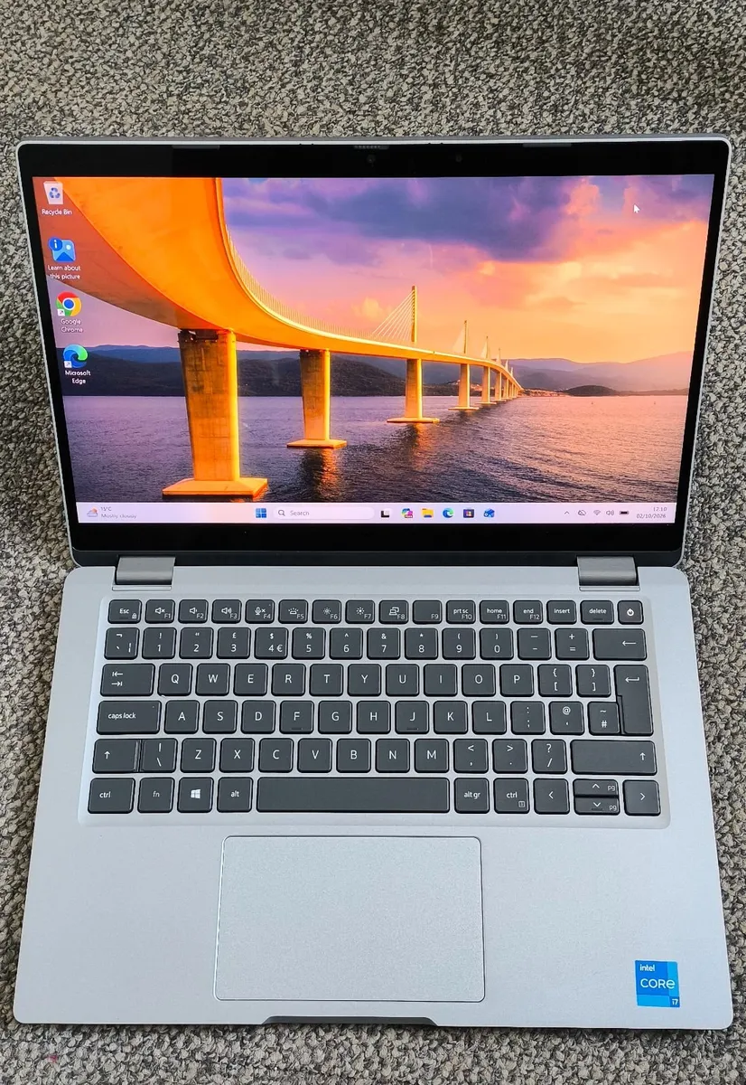 Dell Latitude 5320 TOUCHSCREEN | Intel i7 | 16GB - Image 1