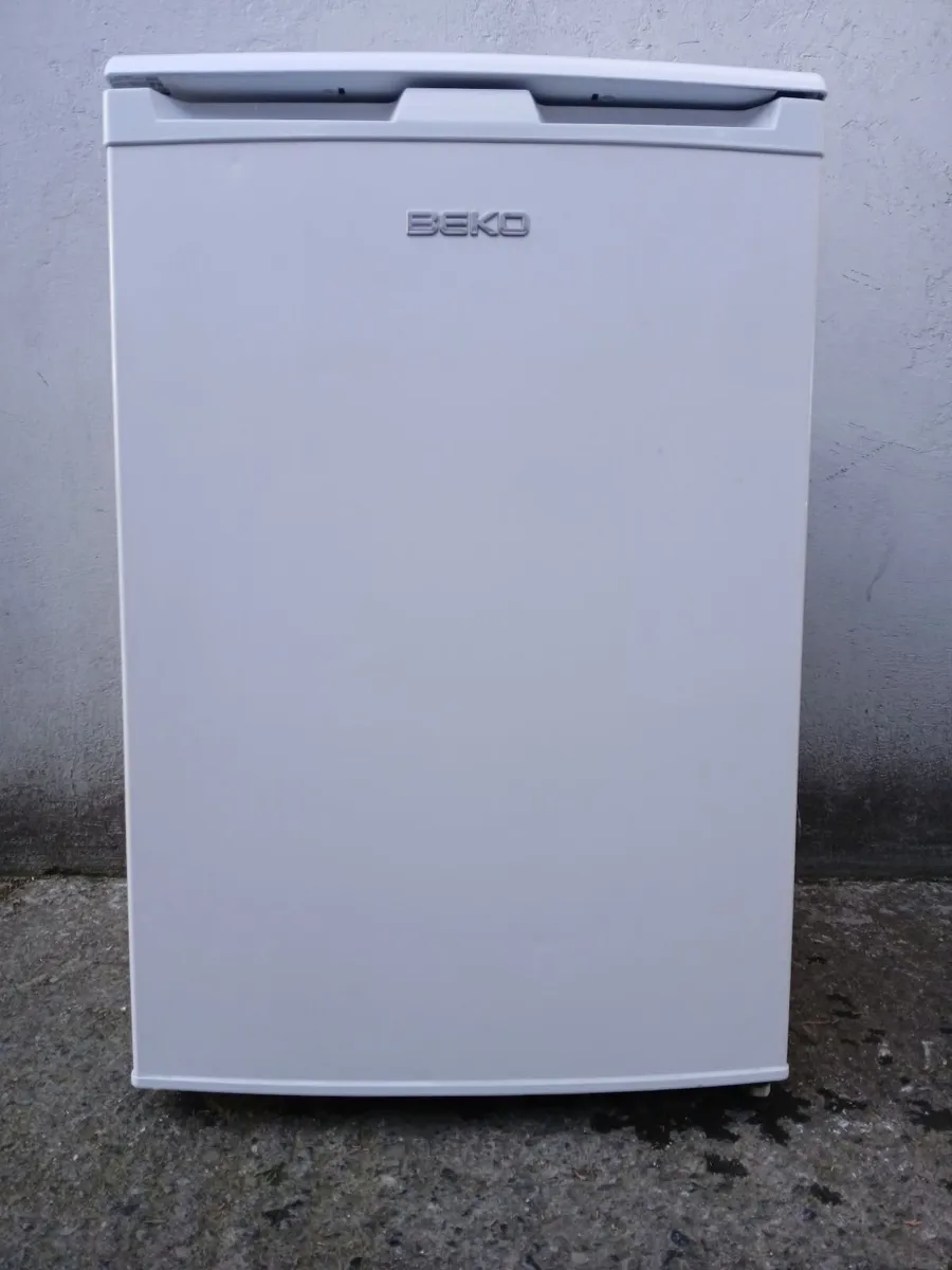 UNDER COUNTER FRIDGE FREEZER - Image 4
