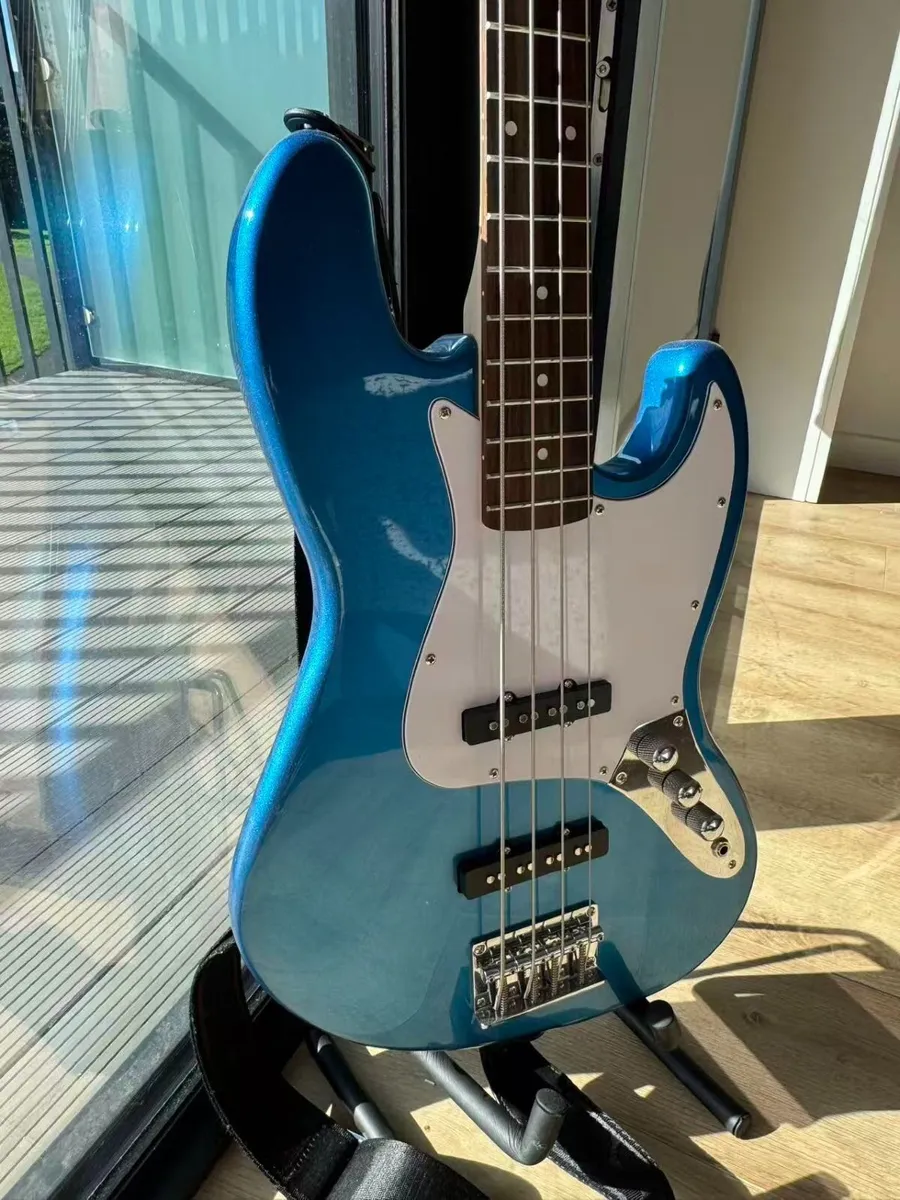 Bass - Image 1