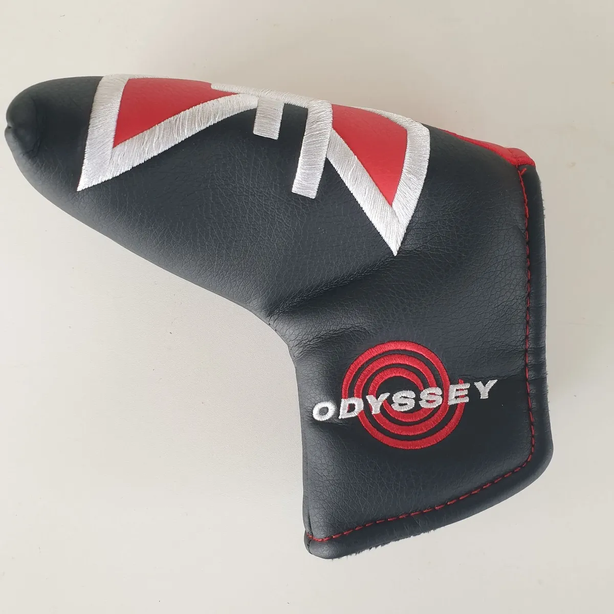 Odyssey DFX blade putter headcover - Image 2