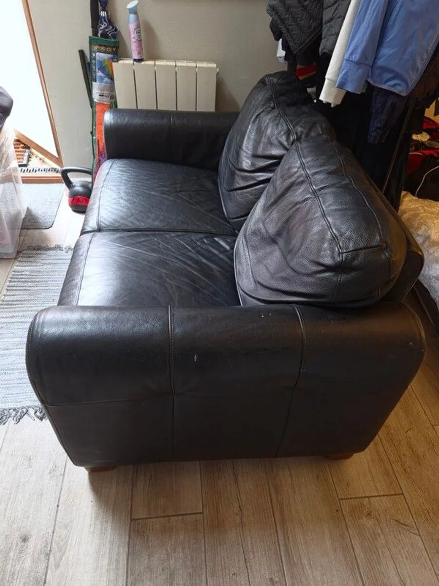 2 seater leather sofa - Image 3
