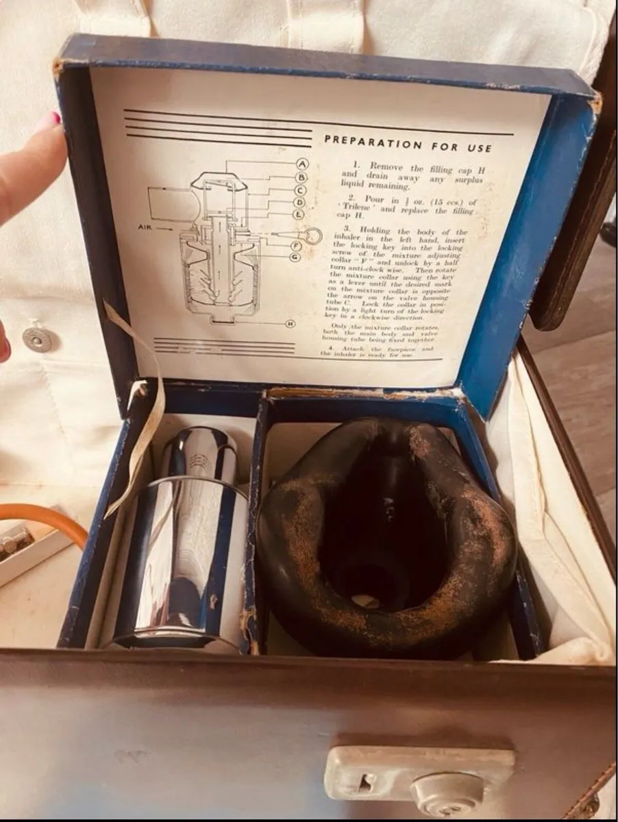 Vintage Obstetrics Medical Bag - Image 4