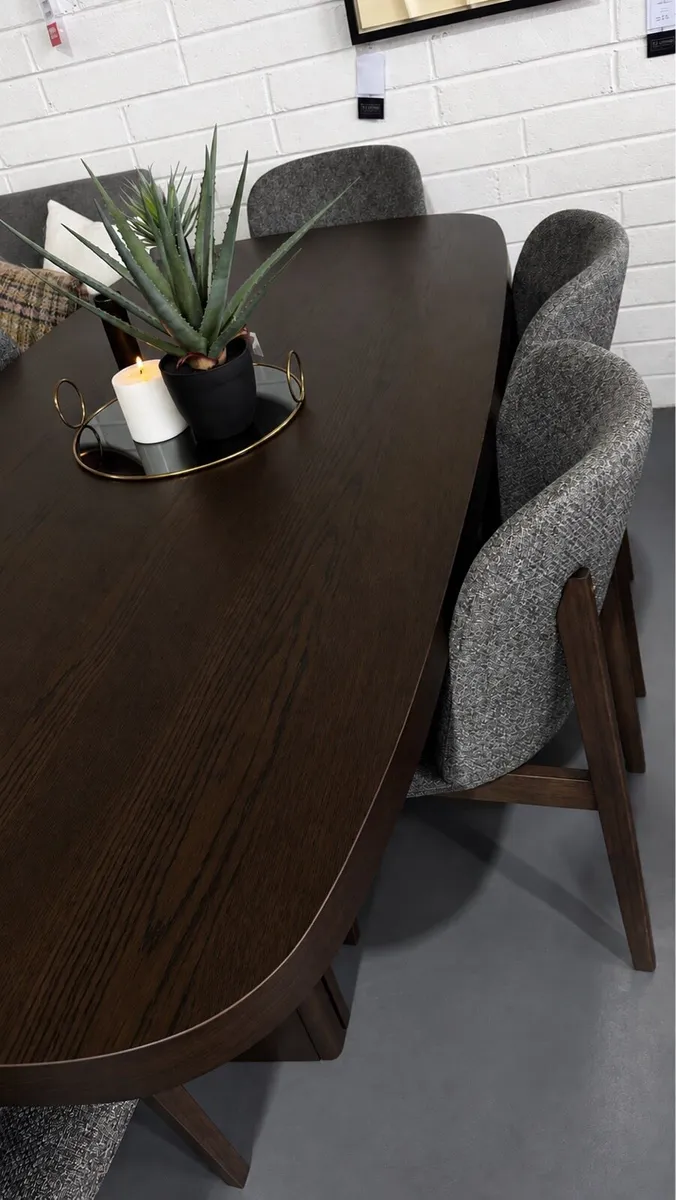 210cm Oak Dining Table Ex Display Like New - Image 1