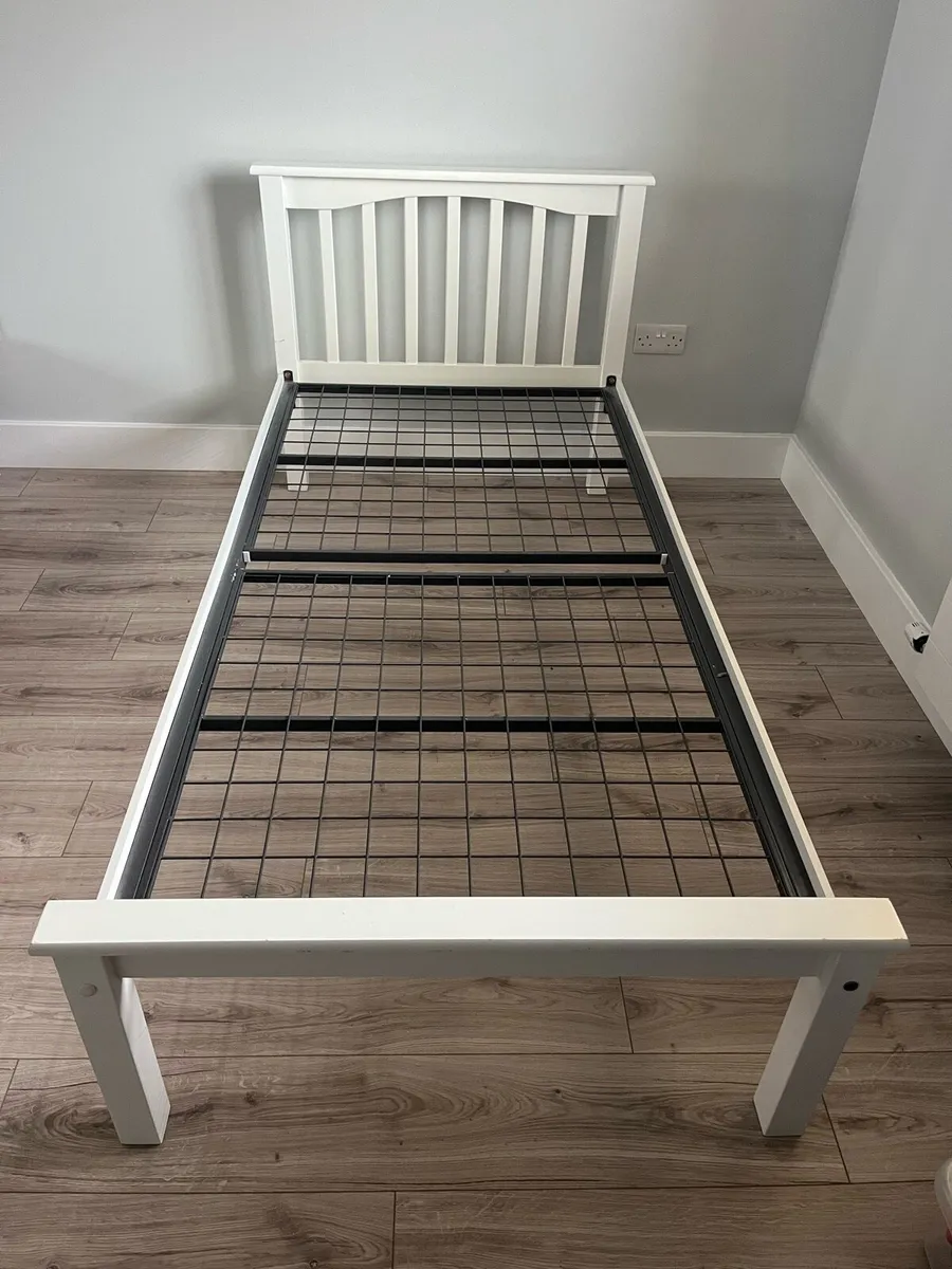 Single Bed - Image 2