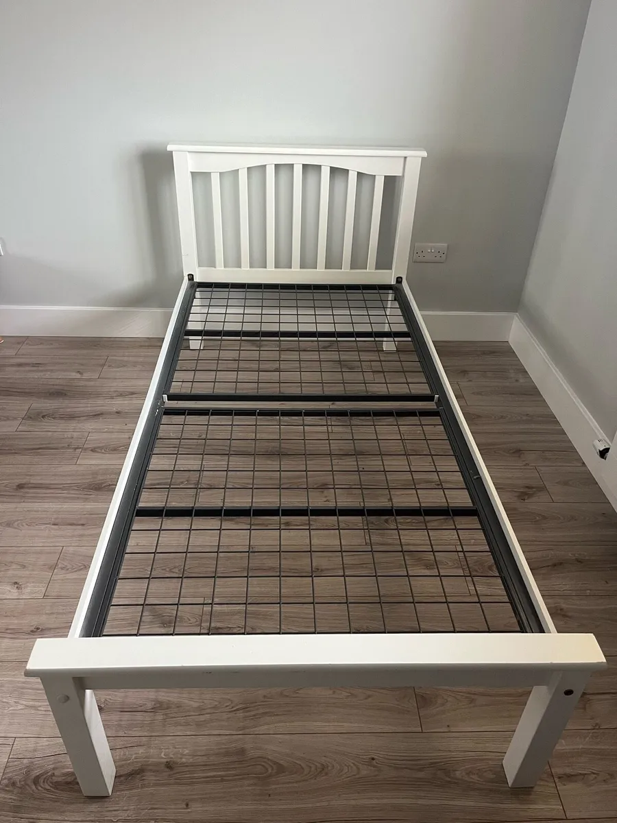 Single Bed - Image 3