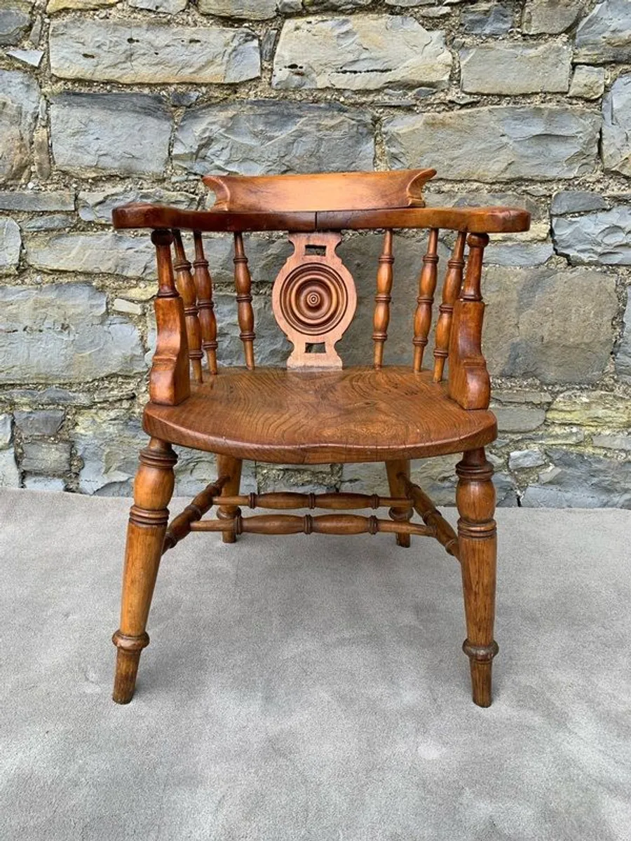 Late Victorian Windsor Captains Chair With Wheel Splat. - Image 4