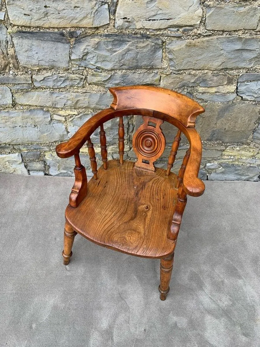 Late Victorian Windsor Captains Chair With Wheel Splat. - Image 2
