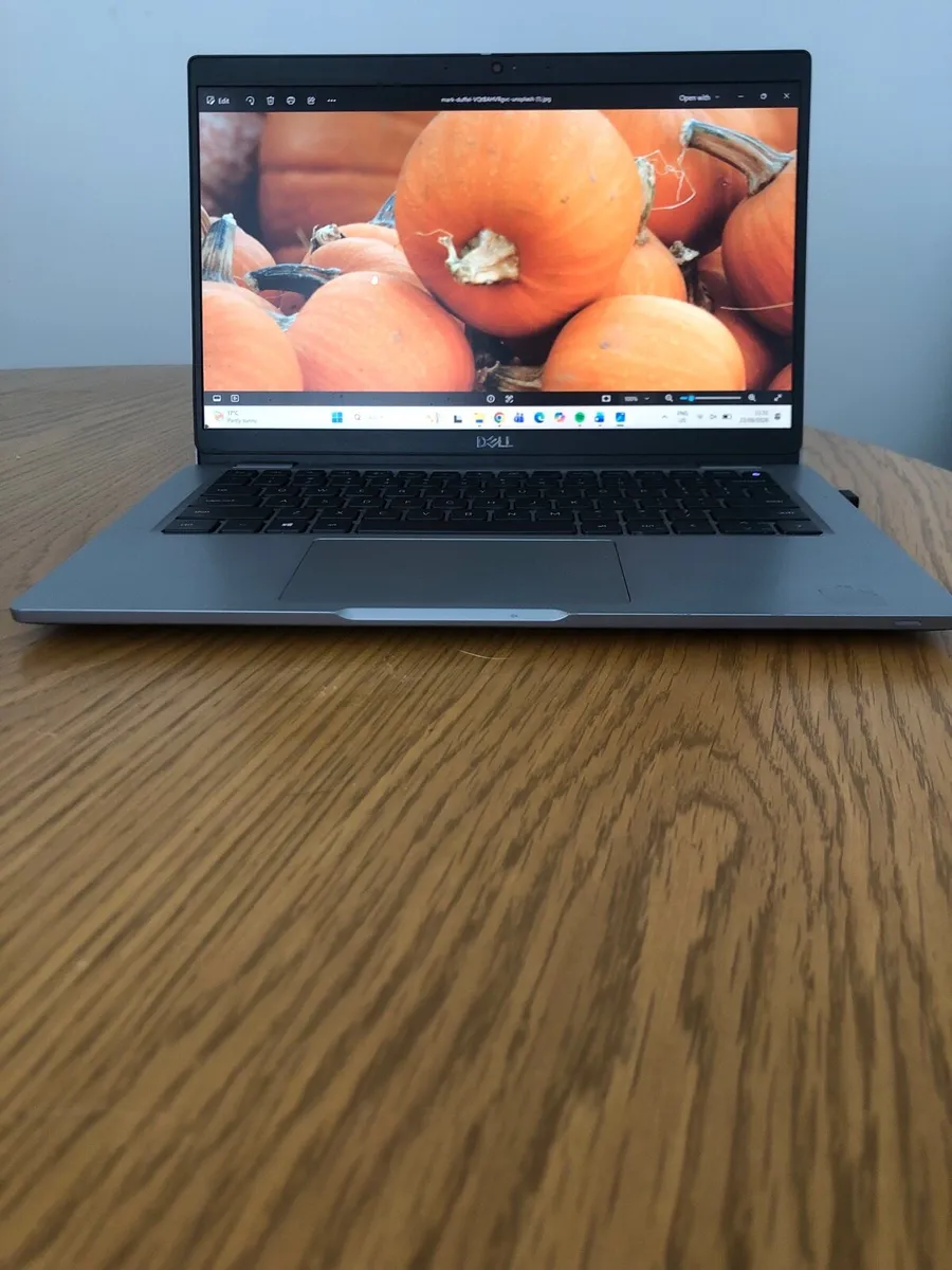 Latitude 5320 Laptop 15in Screen - Image 4
