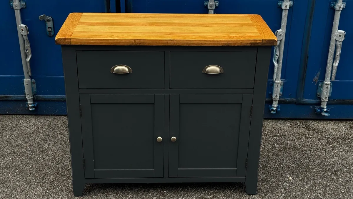 Oak 2 Door Sideboard Ex Display Like New - Image 2