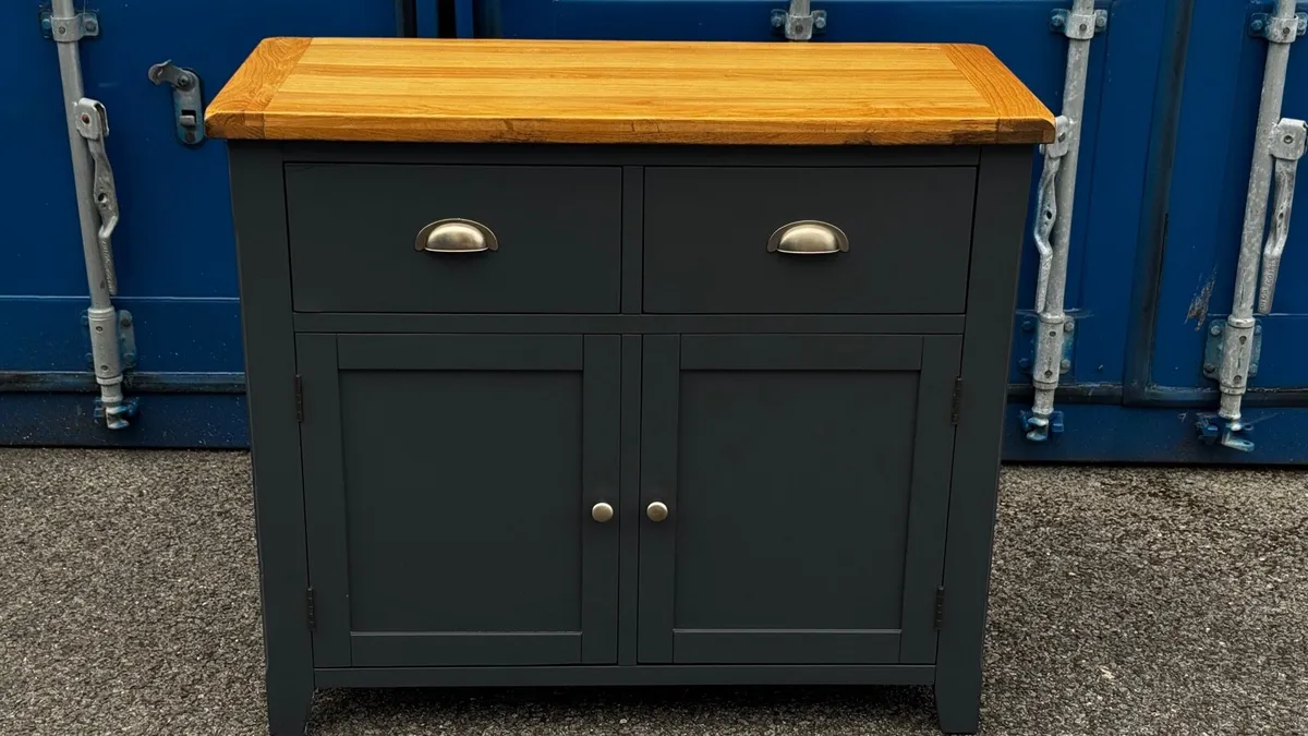 Oak 2 Door Sideboard Ex Display Like New - Image 3