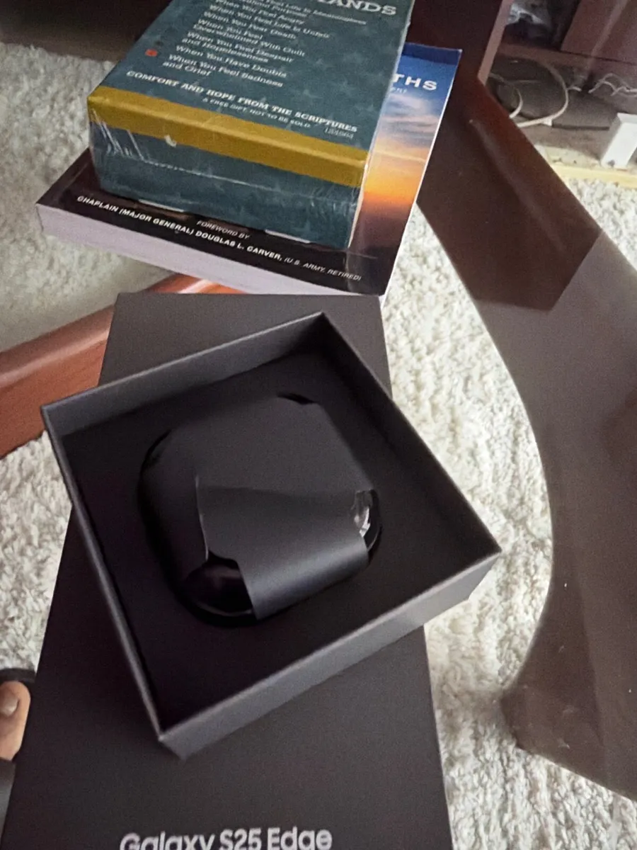 Samsung Buds Pro 4 Earbuds - Image 4