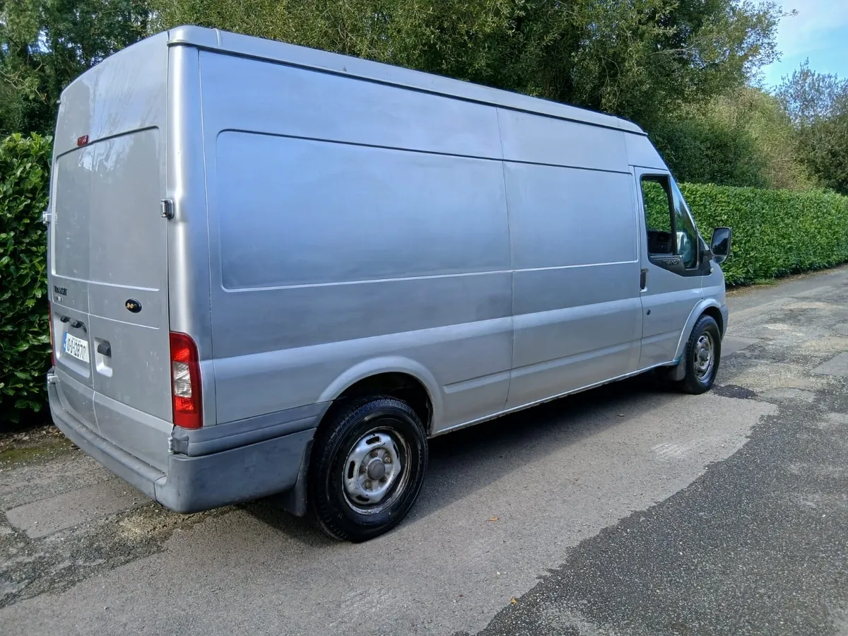 10 Ford Transit - Image 1