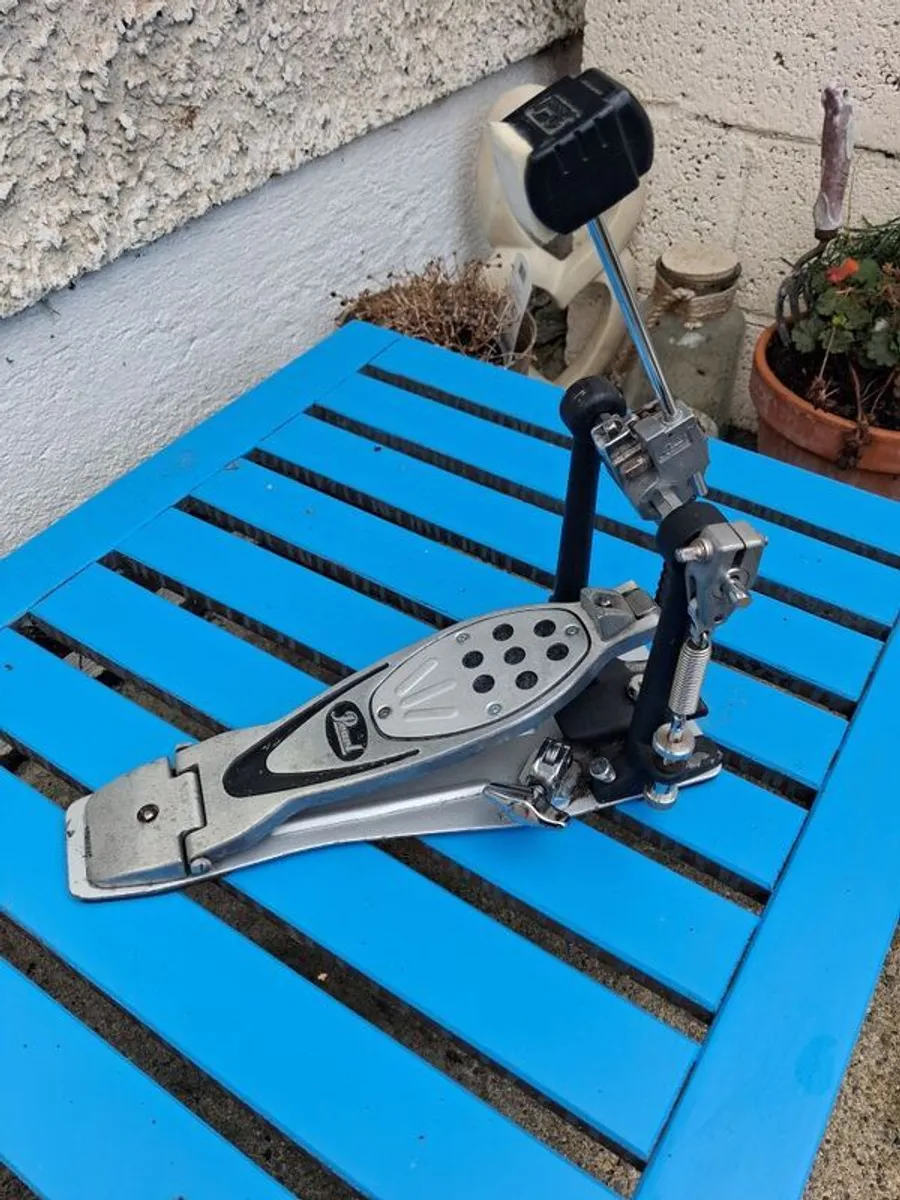 Pearl kick pedal - Image 1