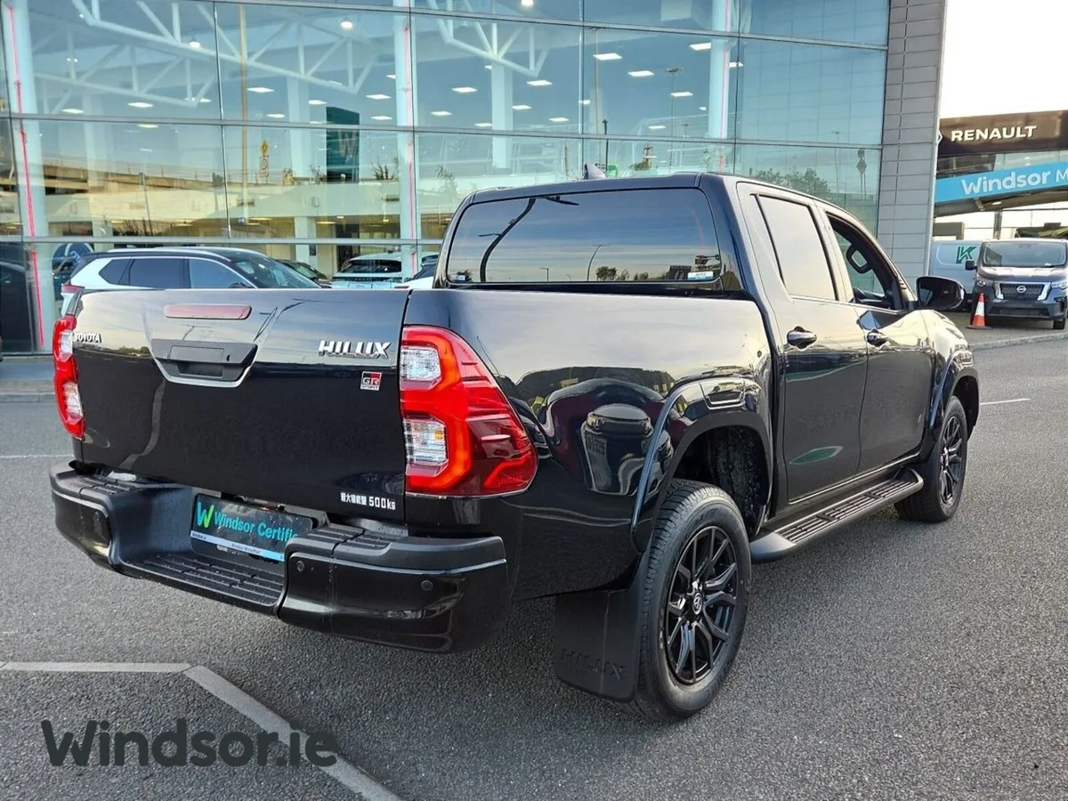 Toyota Hilux 2.4 GR Sport Auto - Image 3