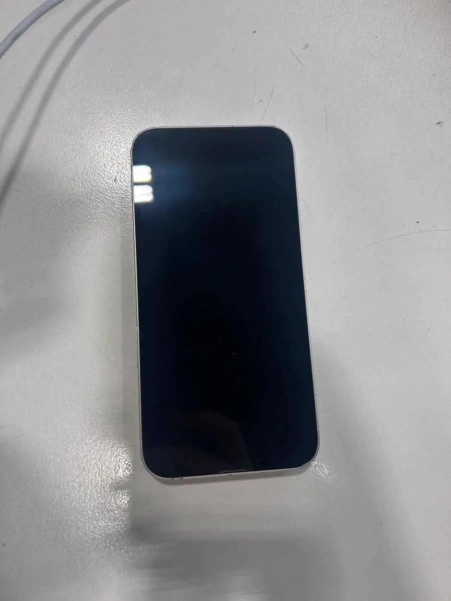 iPhone 13 128gb starlight - Image 2