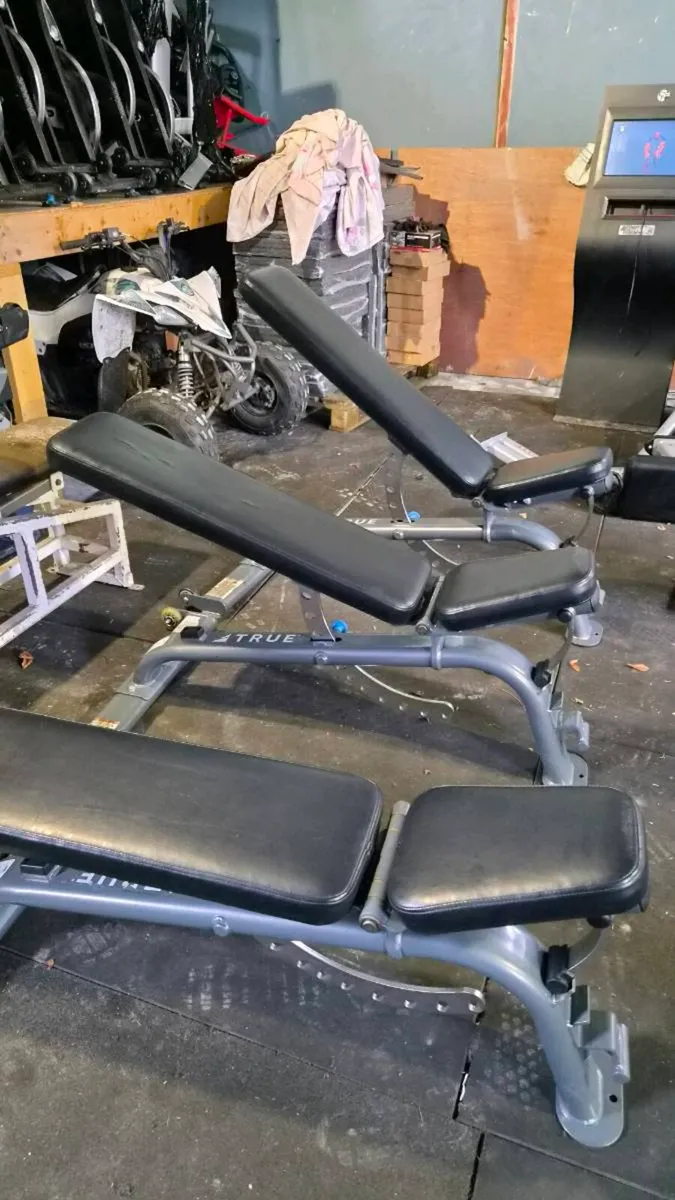 FULLY COMMERCIAL GYM BENCHS TOP BRANDS SAVE €€€ - Image 3
