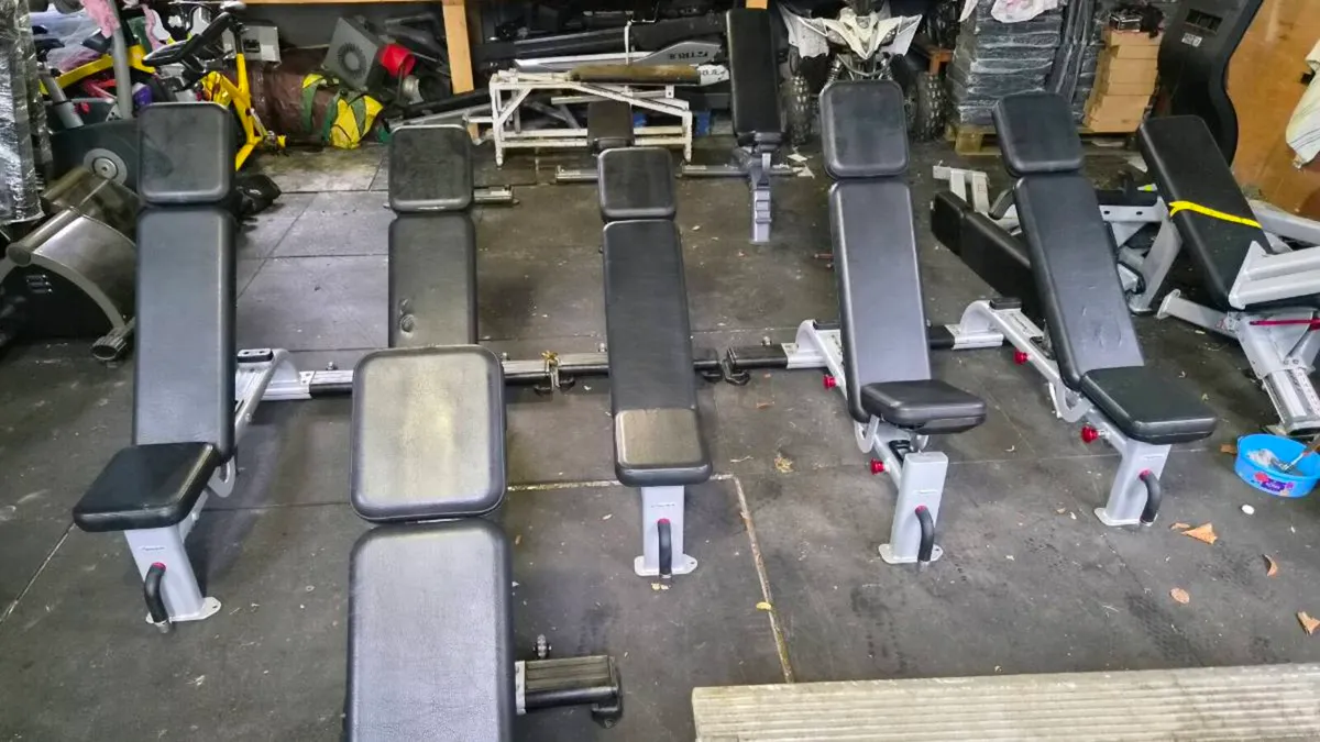 FULLY COMMERCIAL GYM BENCHS TOP BRANDS SAVE €€€ - Image 4