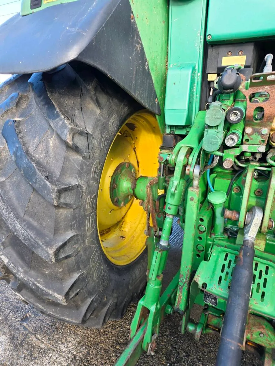 Tractor - Image 4