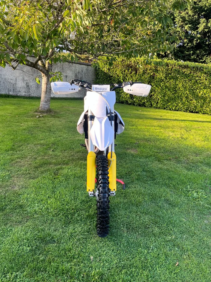 Husky 350 - Image 2