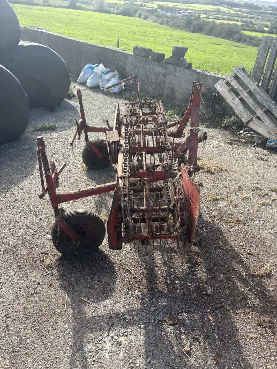Vintage Hay Turner - Image 3
