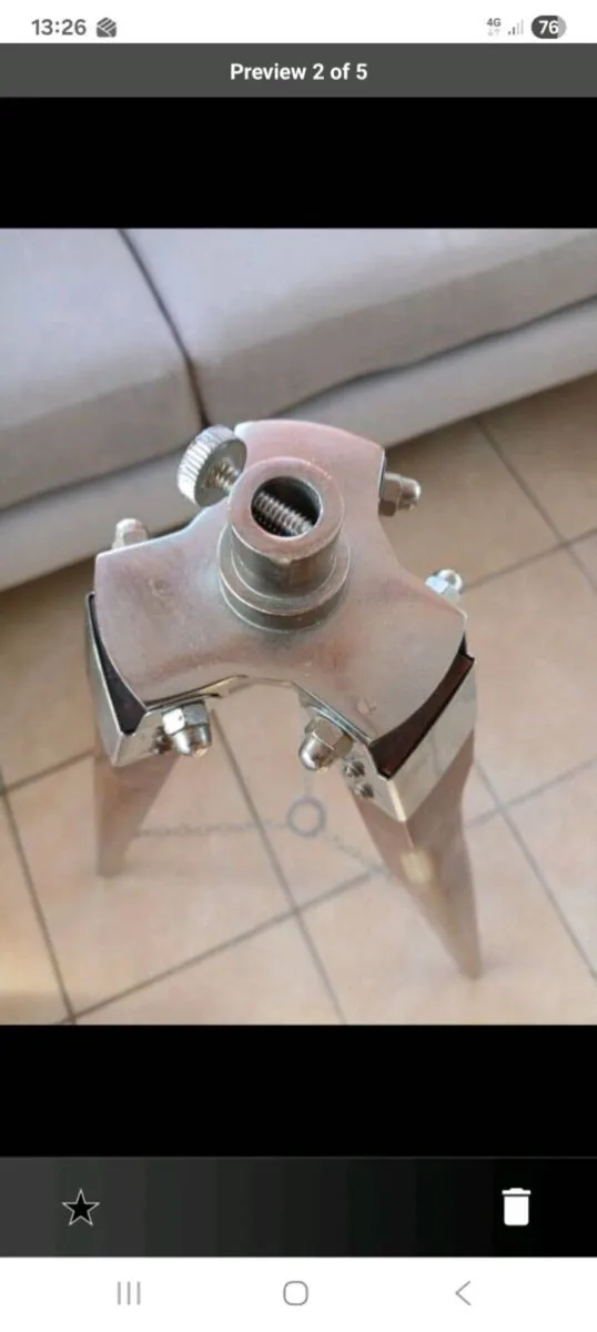 Light Tripod - Image 3