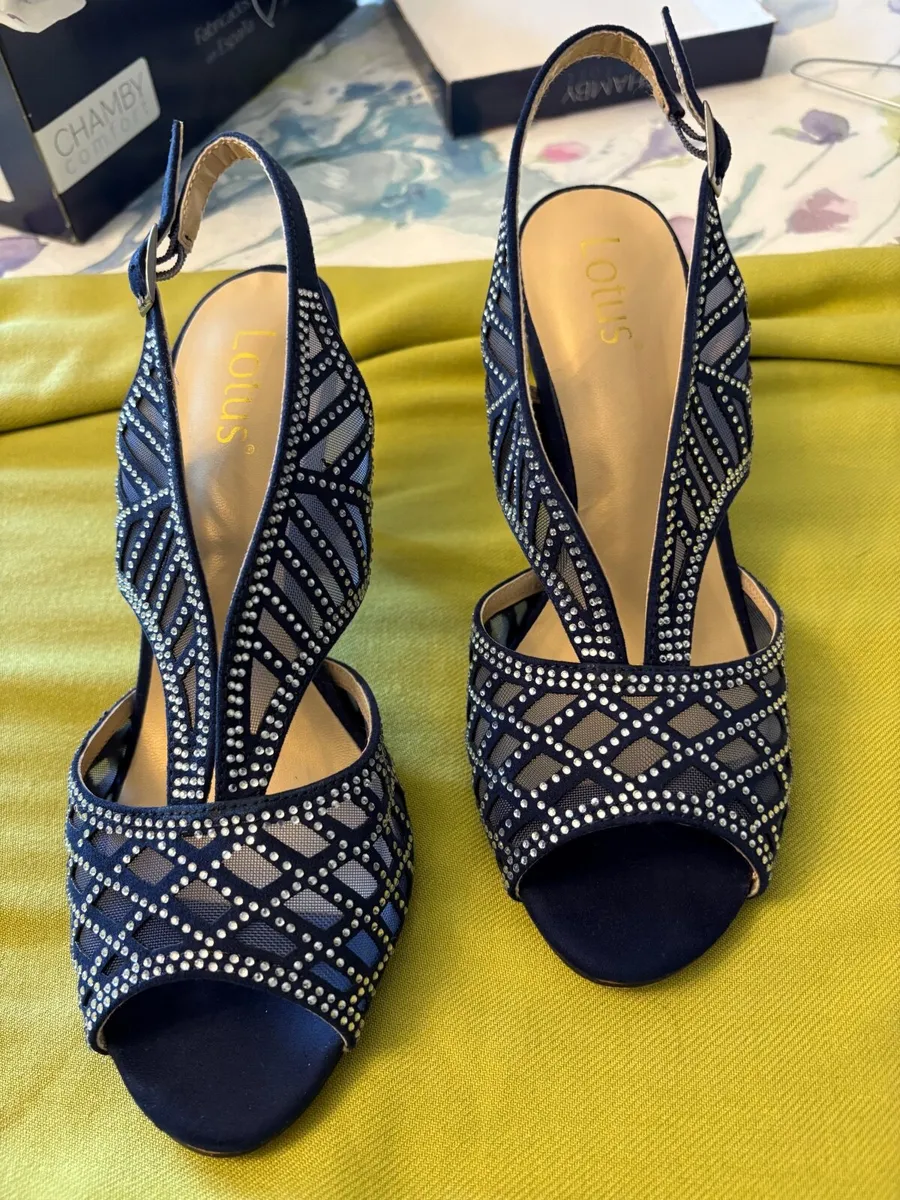Ladies shoes 6 - Image 2