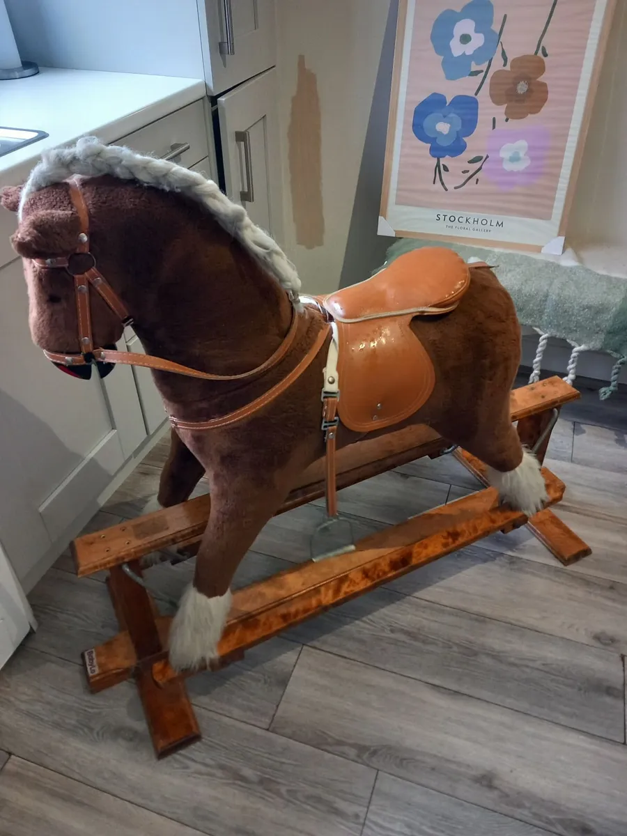 Babylo vintage rocking horse